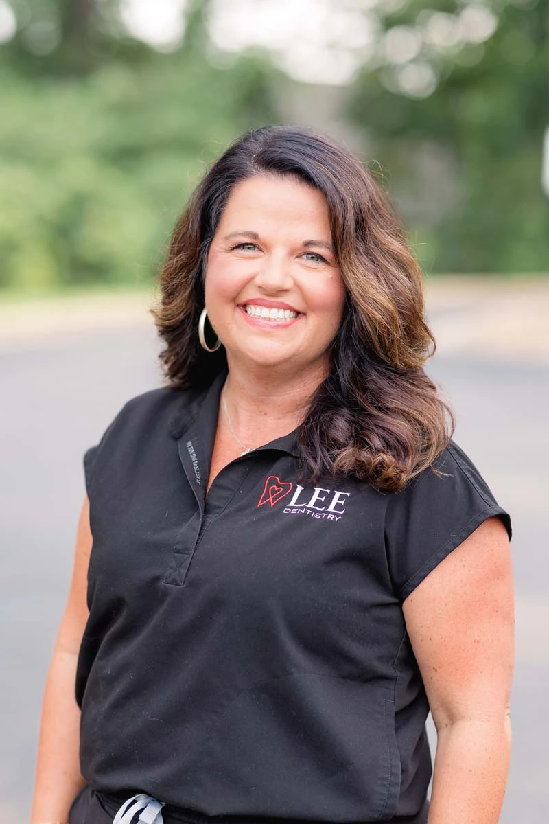 Mandi, Dental Hygienist