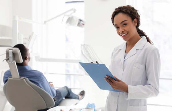 Signs You’ve Found The Right General Dentist For Long Term Care